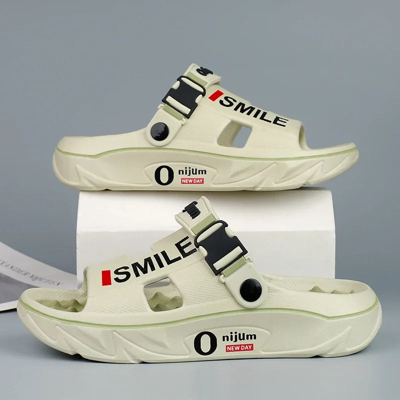 2025 nuevas zapatillas de masaje para hombres, sandalias para interiores y exteriores, zuecos deslizantes suaves y cómodos para la playa, zapatos casuales, Zapatillas de casa para hombres y mujeres