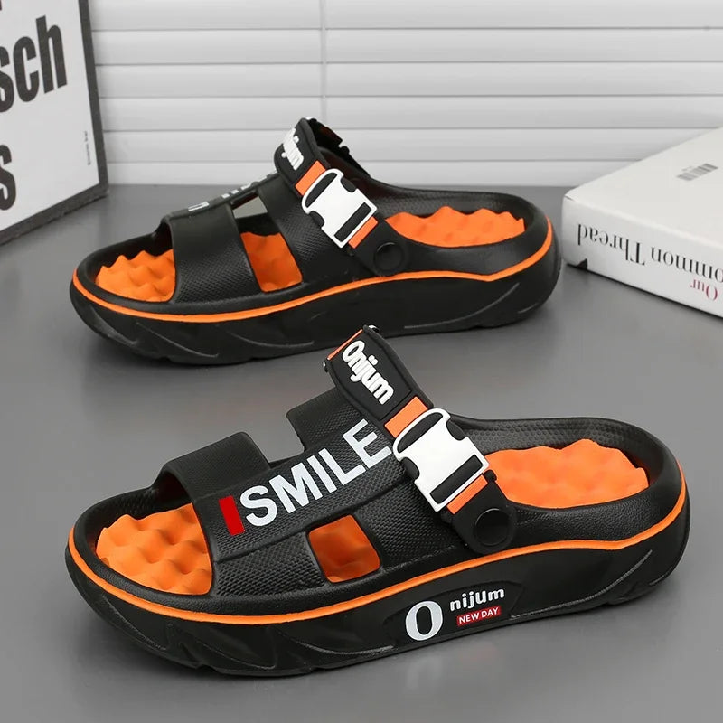2025 nuevas zapatillas de masaje para hombres, sandalias para interiores y exteriores, zuecos deslizantes suaves y cómodos para la playa, zapatos casuales, Zapatillas de casa para hombres y mujeres