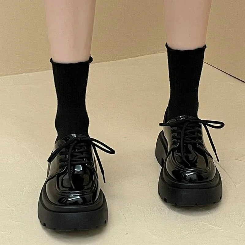 Zapatos planos de plataforma para Mujer, mocasines negros de otoño, Zapatos de cuero cómodos a la moda con cordones, Zapatos Oxford informales para exteriores para Mujer