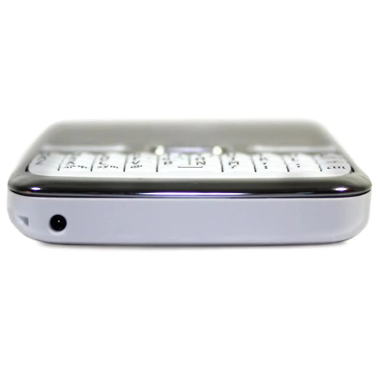 Teléfono móvil E72 desbloqueado fabricado en Finlandia, cámara GSM 2G 3G 5MP, resolución de pantalla 240x320, compatible con teléfono usado en varios idiomas
