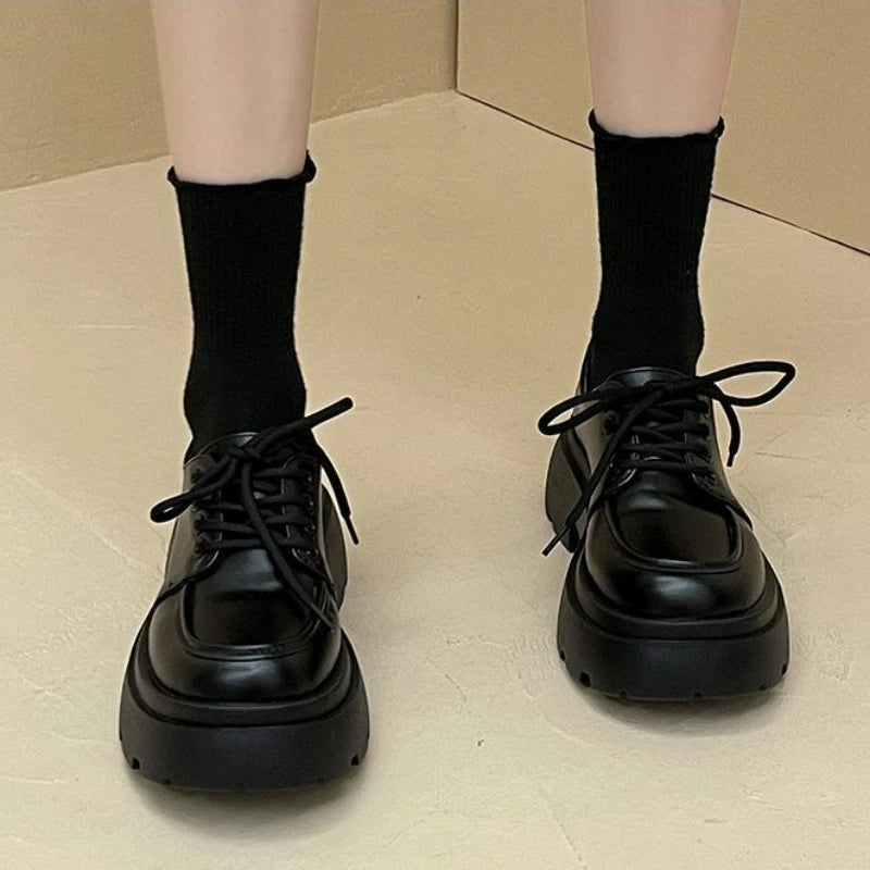 Zapatos planos de plataforma para Mujer, mocasines negros de otoño, Zapatos de cuero cómodos a la moda con cordones, Zapatos Oxford informales para exteriores para Mujer