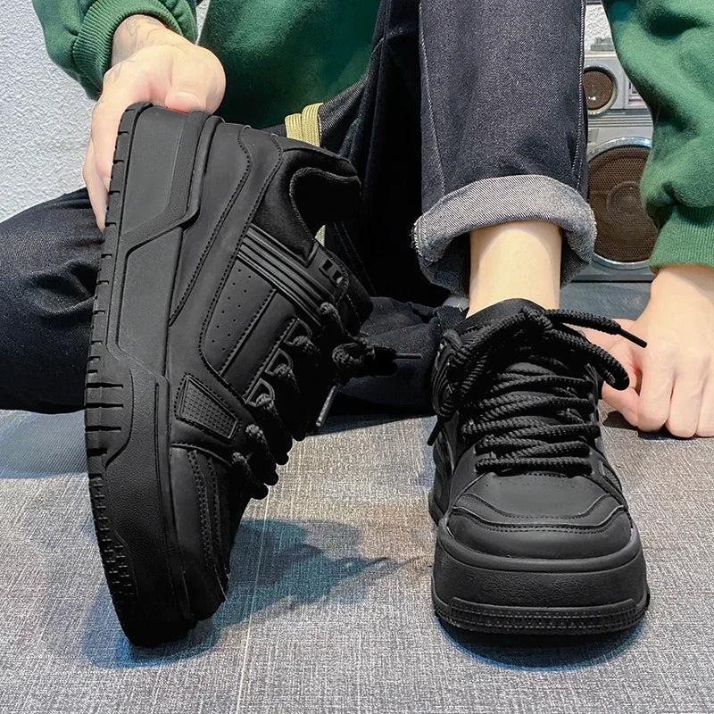 2025 nuevos zapatos de hombre tendencia de primavera todos los deportes ocio Color sólido zapatos bajos suelas gruesas aumentar la marea del pan zapatos