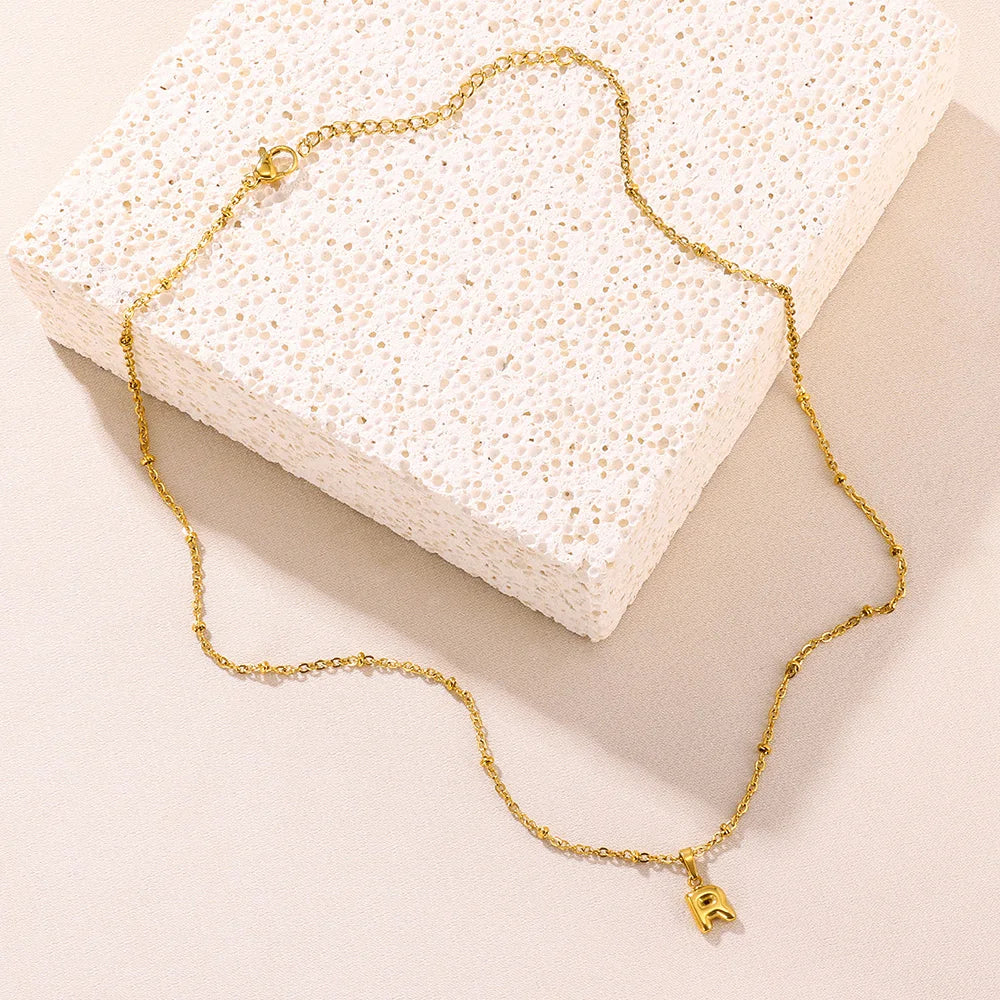 Mini Collares con letras bonitas de acero inoxidable para Mujer, accesorios de joyería minimalistas de Color dorado, Collares para Mujer Tendencia 2024