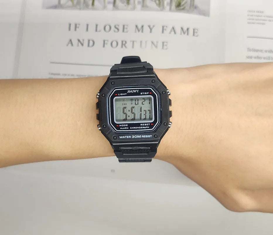 2025 relojes digitales para hombres, reloj de pulsera deportivo resistente al agua, reloj de pulsera LED electrónico dorado para mujeres, reloj informal para hombre
