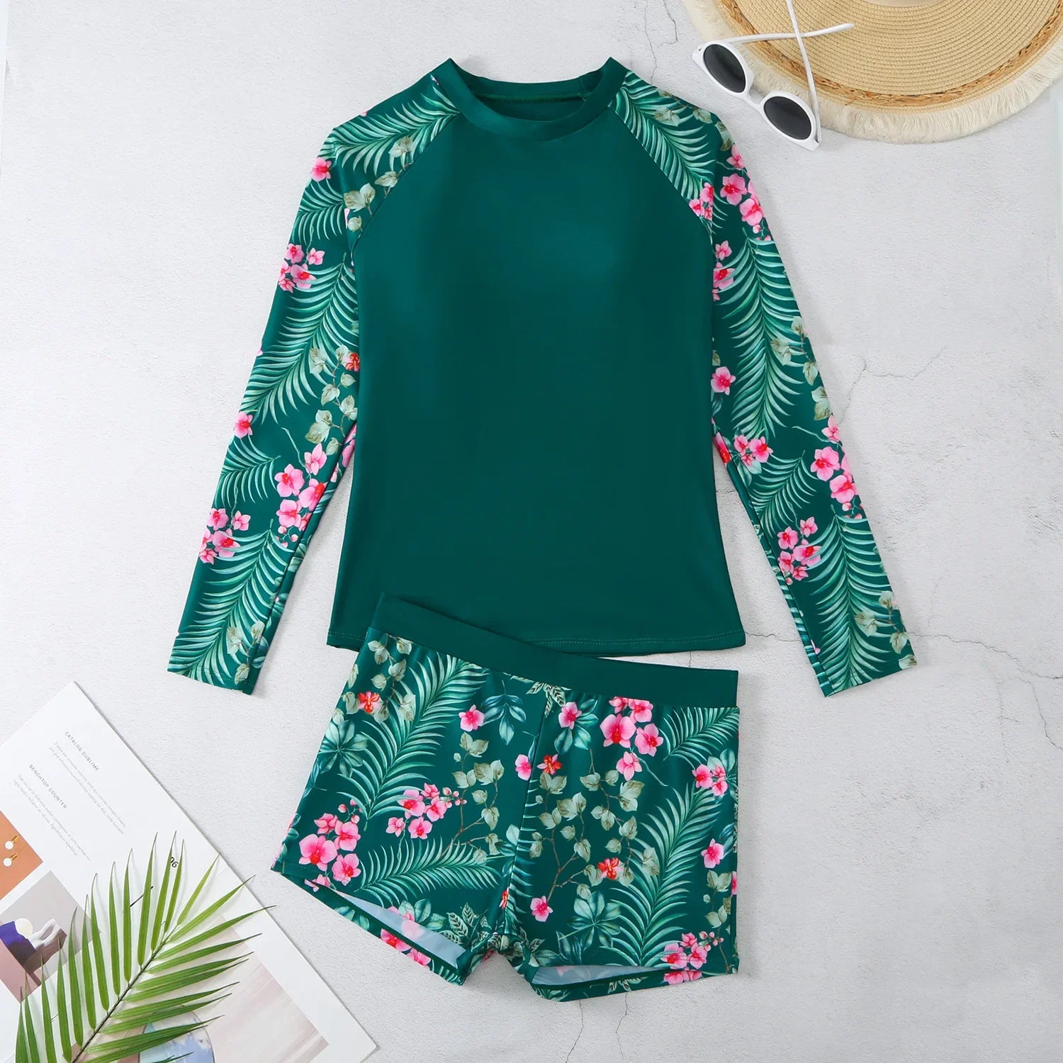 Nuevo conjunto de Bikini estampado de manga larga con cuello redondo protección solar ajustado trajes de baño separados para mujer marca china AE Stock
