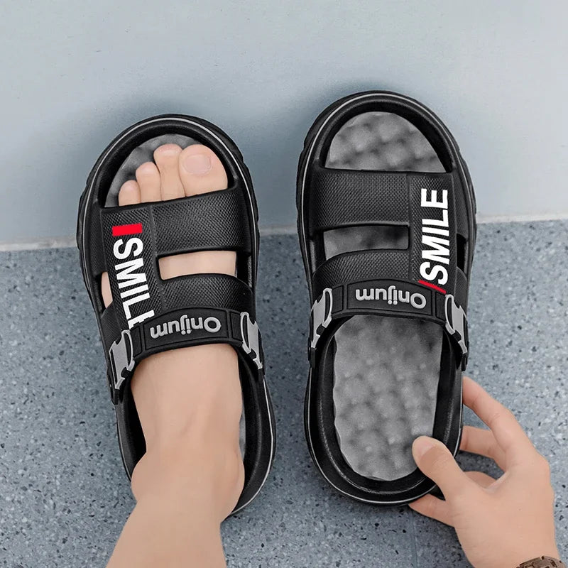 2025 nuevas zapatillas de masaje para hombres, sandalias para interiores y exteriores, zuecos deslizantes suaves y cómodos para la playa, zapatos casuales, Zapatillas de casa para hombres y mujeres