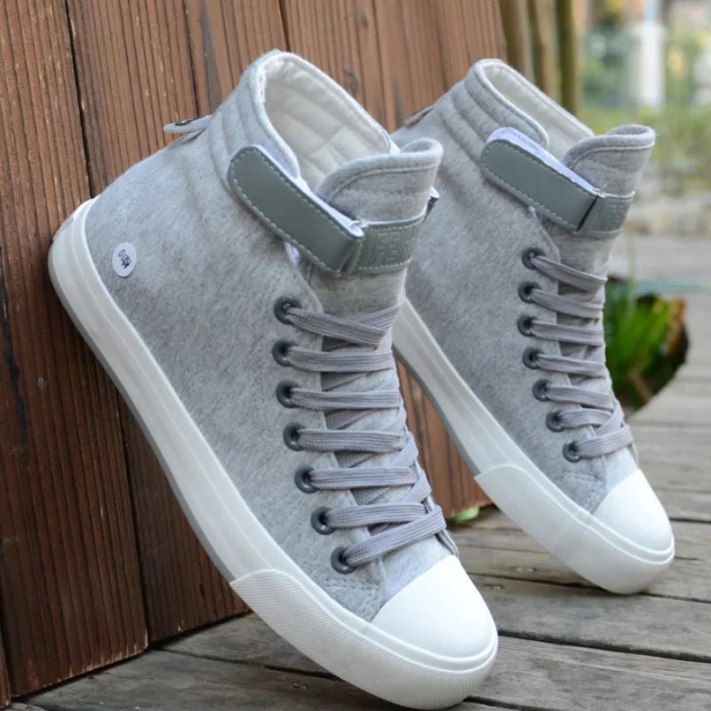 Zapatos de hombre, zapatos de lona blancos de alta calidad, novedad de verano 2024, zapatillas de deporte para hombre, zapatillas de lona transpirables a la moda, zapatos planos casuales antideslizantes