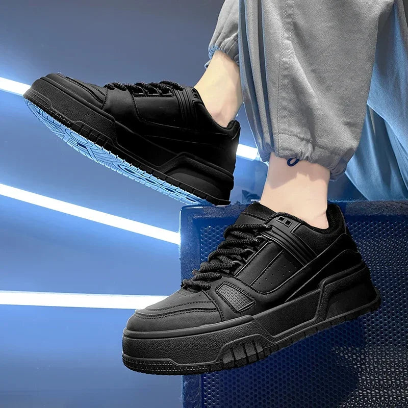 2025 nuevos zapatos de hombre tendencia de primavera todos los deportes ocio Color sólido zapatos bajos suelas gruesas aumentar la marea del pan zapatos