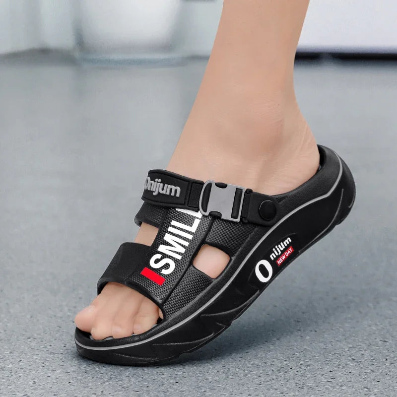 2025 nuevas zapatillas de masaje para hombres, sandalias para interiores y exteriores, zuecos deslizantes suaves y cómodos para la playa, zapatos casuales, Zapatillas de casa para hombres y mujeres