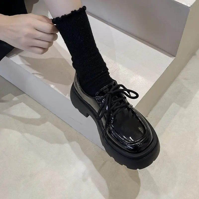 Zapatos planos de plataforma para Mujer, mocasines negros de otoño, Zapatos de cuero cómodos a la moda con cordones, Zapatos Oxford informales para exteriores para Mujer