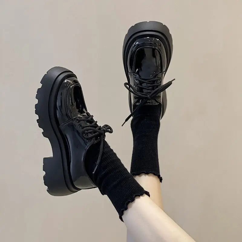 Zapatos planos de plataforma para Mujer, mocasines negros de otoño, Zapatos de cuero cómodos a la moda con cordones, Zapatos Oxford informales para exteriores para Mujer