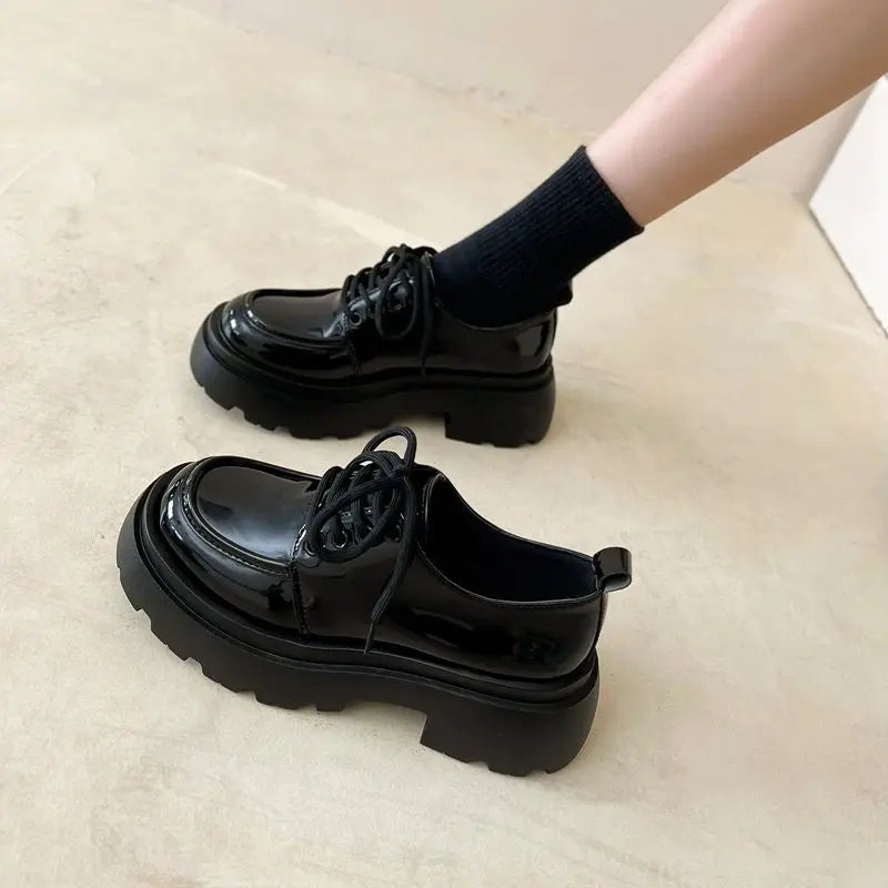 Zapatos planos de plataforma para Mujer, mocasines negros de otoño, Zapatos de cuero cómodos a la moda con cordones, Zapatos Oxford informales para exteriores para Mujer