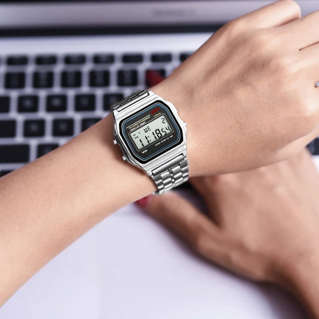 2025 relojes digitales para hombres, reloj de pulsera deportivo resistente al agua, reloj de pulsera LED electrónico dorado para mujeres, reloj informal para hombre