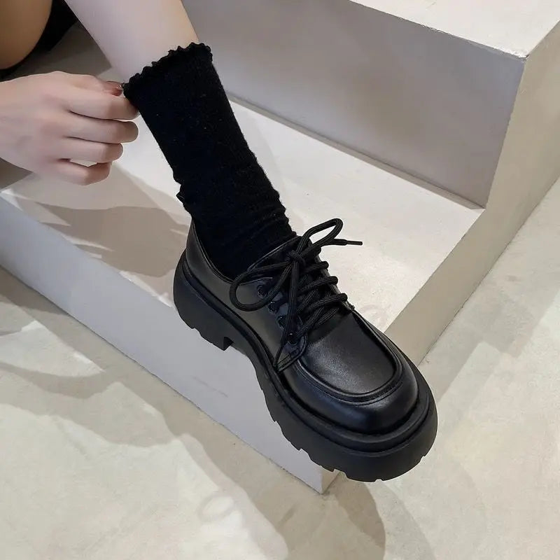 Zapatos planos de plataforma para Mujer, mocasines negros de otoño, Zapatos de cuero cómodos a la moda con cordones, Zapatos Oxford informales para exteriores para Mujer