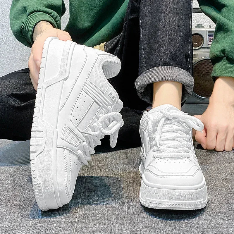 2025 nuevos zapatos de hombre tendencia de primavera todos los deportes ocio Color sólido zapatos bajos suelas gruesas aumentar la marea del pan zapatos